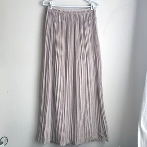 Club Monaco pleated skirt